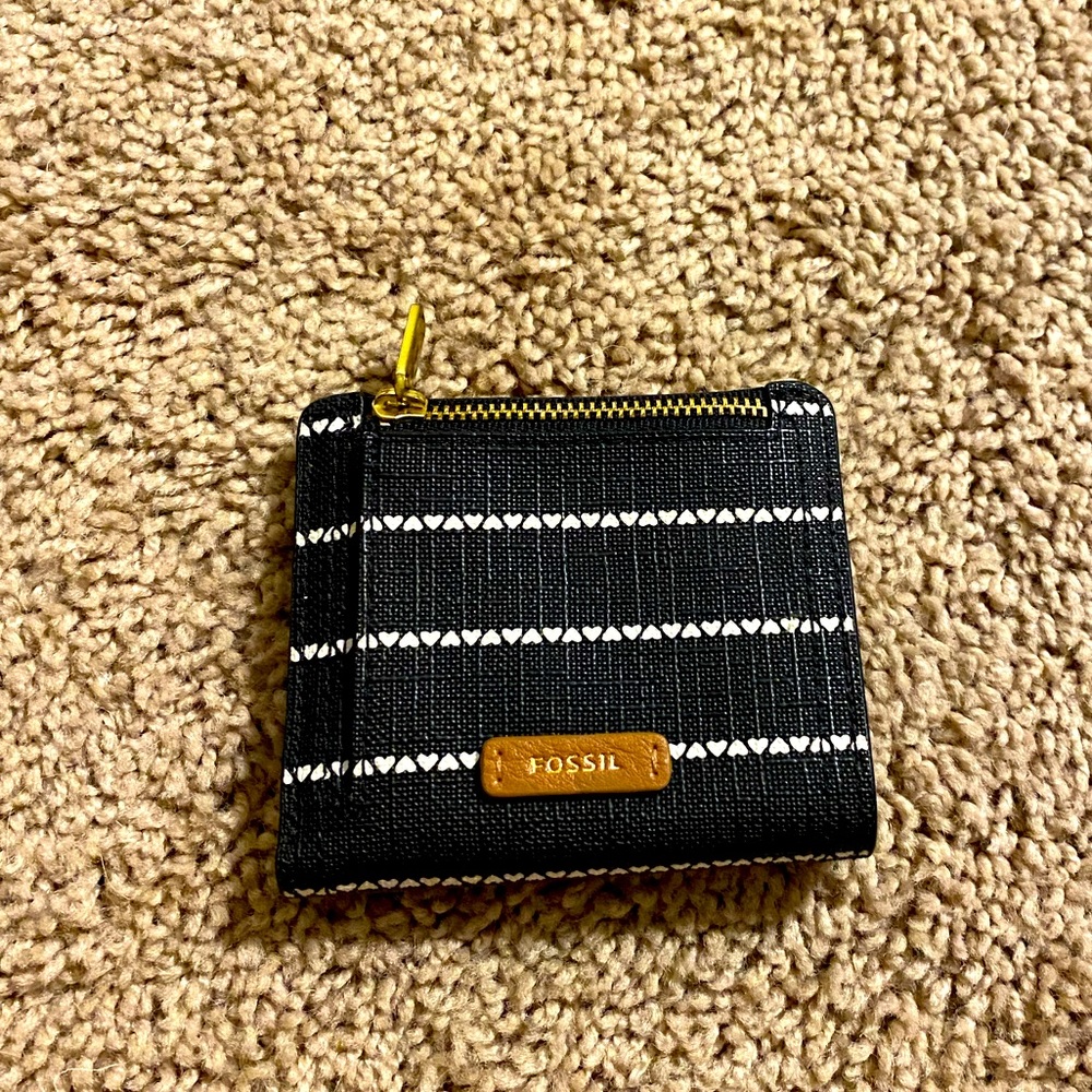 Small fossil wallet
